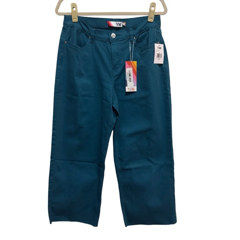 YMI - Cropped Teal Jeans - size Med NWT - Picture 2 of 15